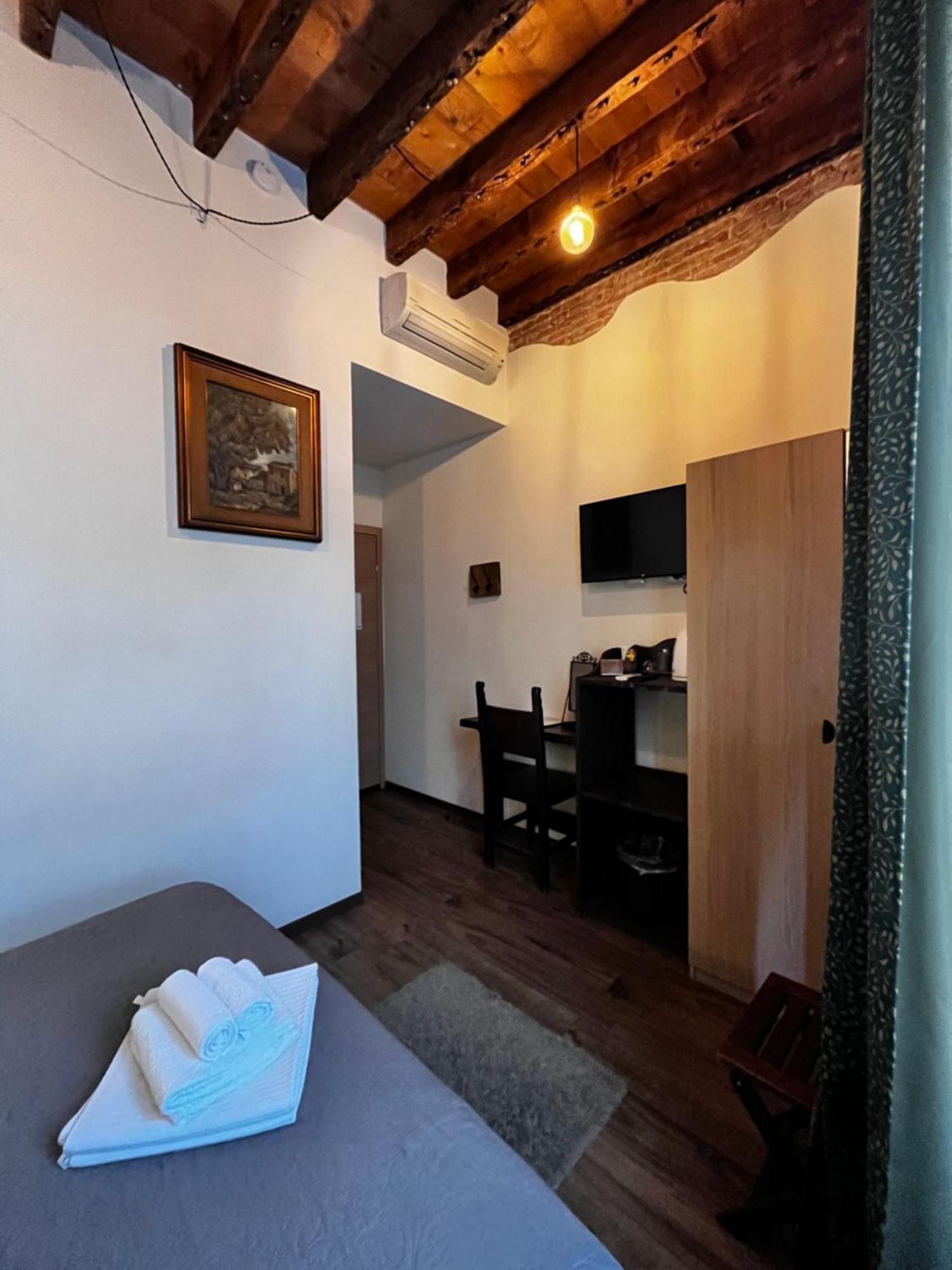 La Taverna Del Metallo Rooms لا سبيتسْيا المظهر الخارجي الصورة